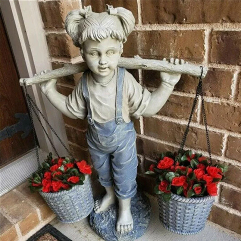 3D Three-dimensional Resin Crafts To Carry Girls Standing