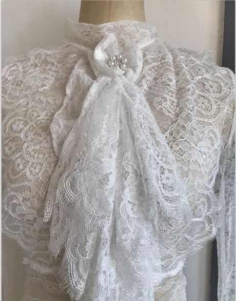 Tight lace long sleeve top