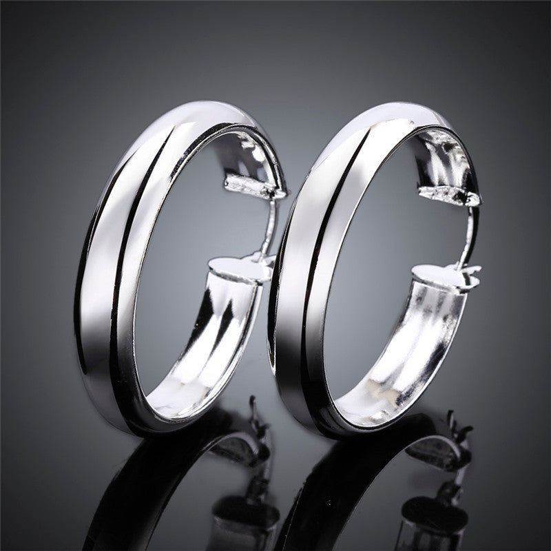 Women's Fashion Earrings Silver Plated Glossy Ear Ring