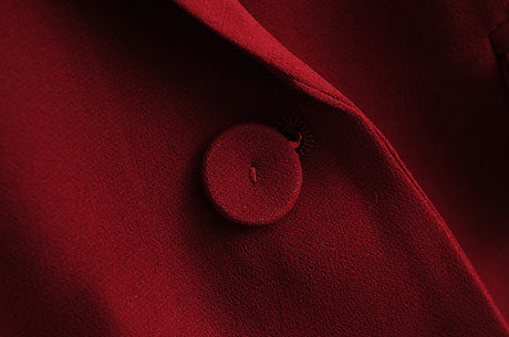One-button cuff-cuff blazer