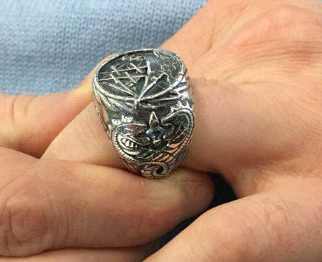 Creative Embossed Men's Rings On Sailboats